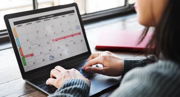 Women receiving invite with proper calendar invite etiquette