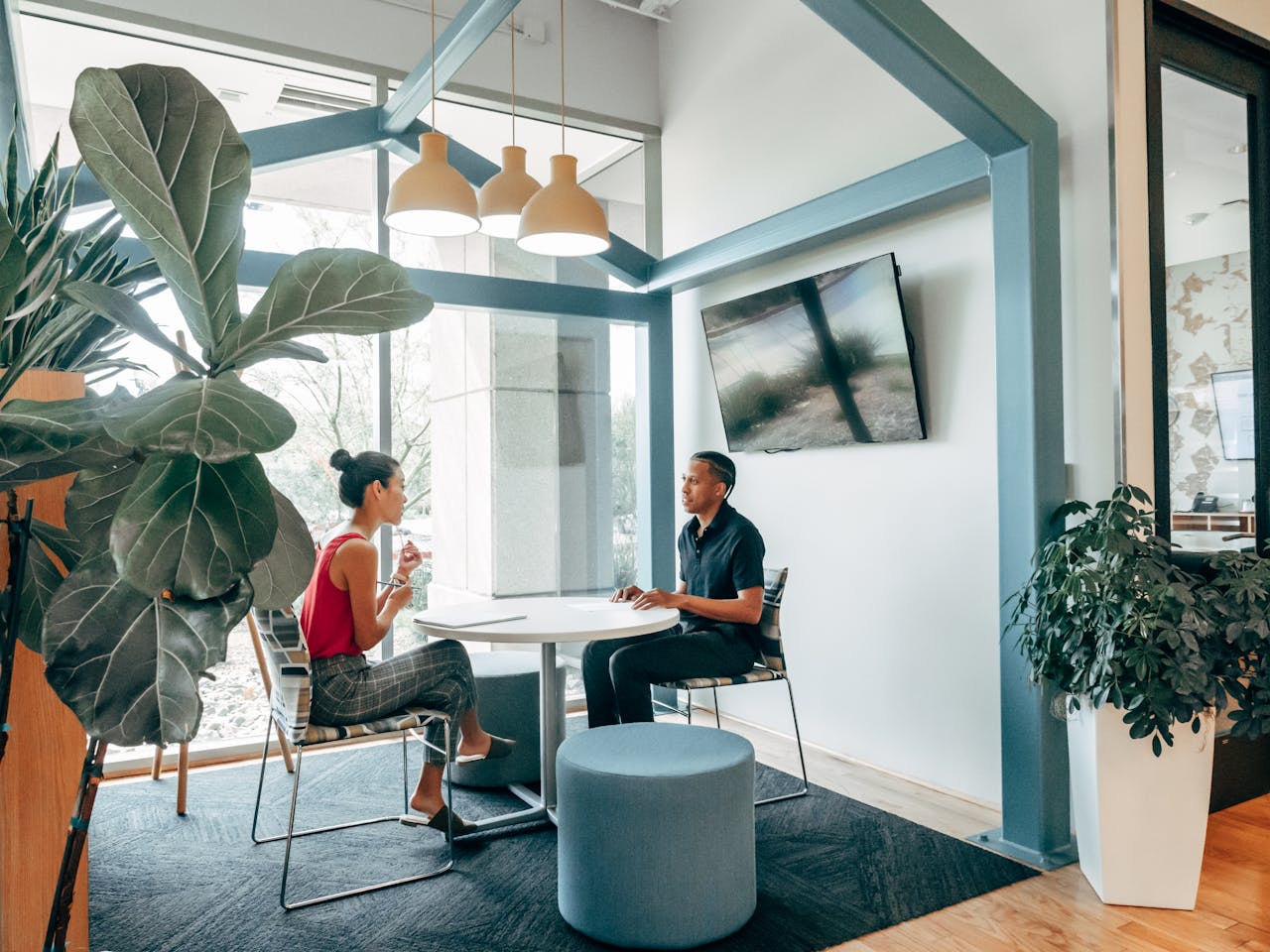 how to respond to an interview request